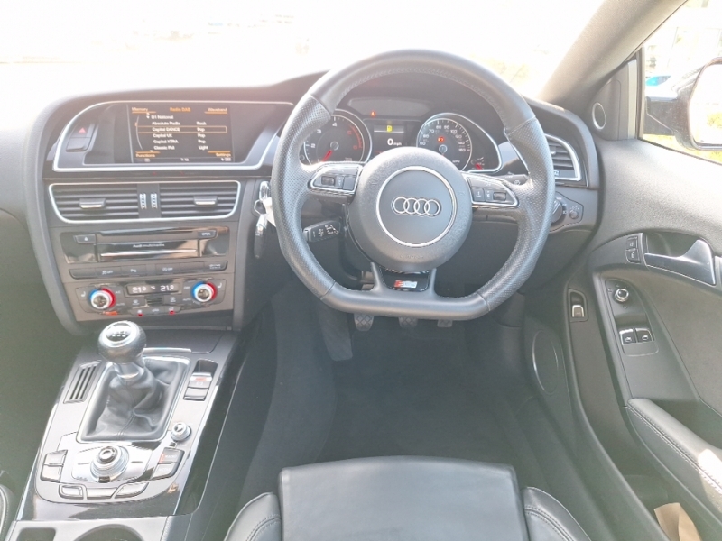 Audi A5 Black Edition Plus White #7