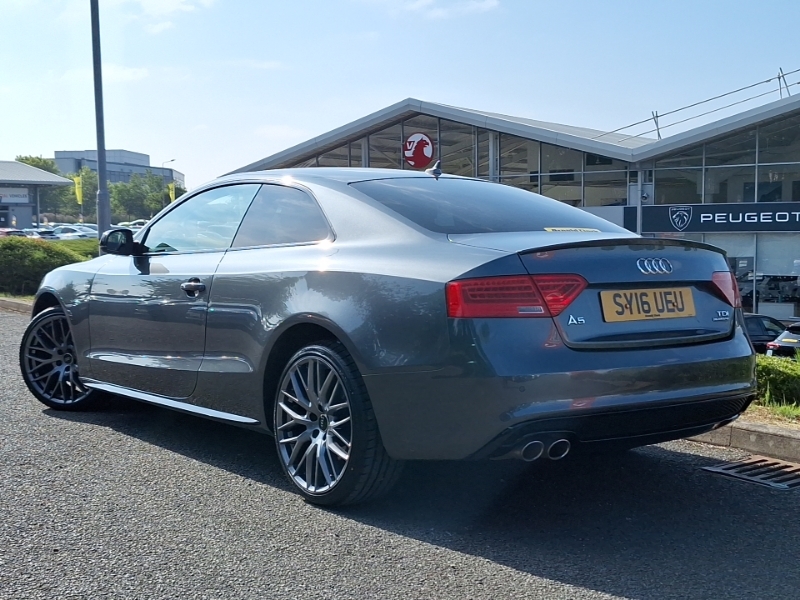 Audi A5 2.0 Tdi 190 Quattro Black Edition Plus Grey #2