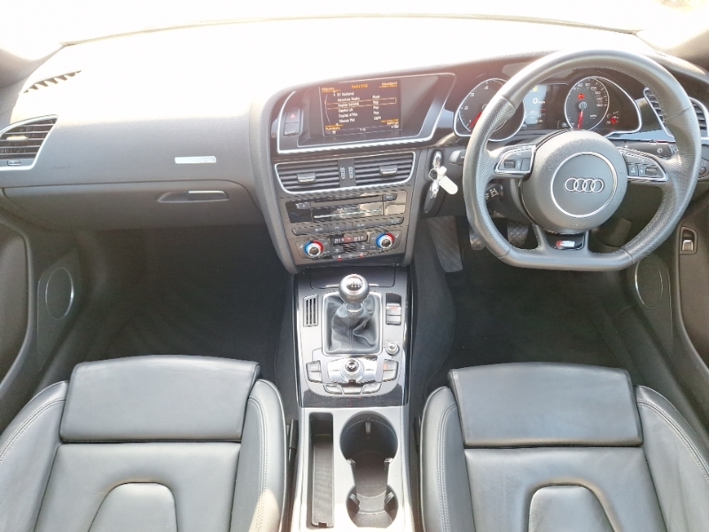 Audi A5 2.0 Tdi 190 Quattro Black Edition Plus Grey #3