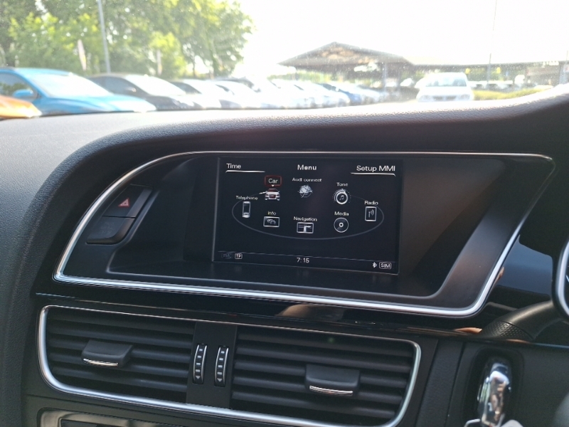 Audi A5 Black Edition Plus White #15