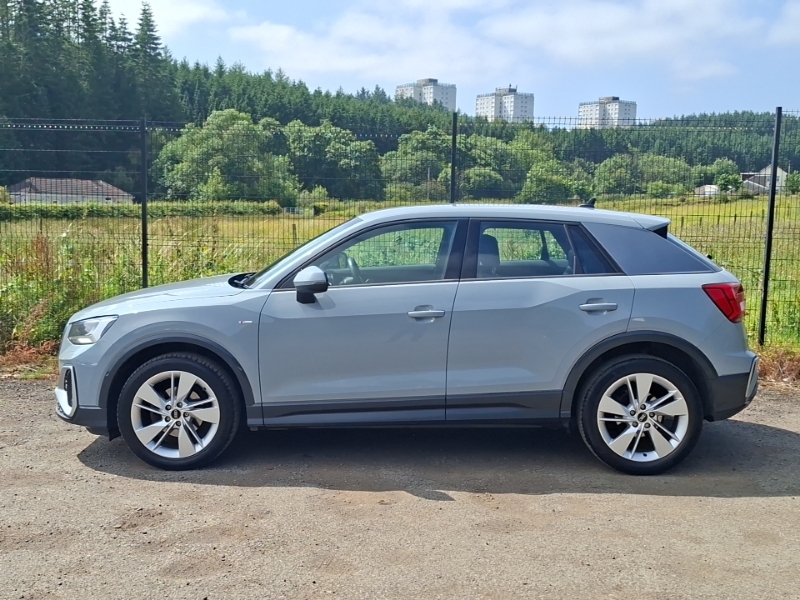 Audi Q2 30 Tfsi S Line Grey #4