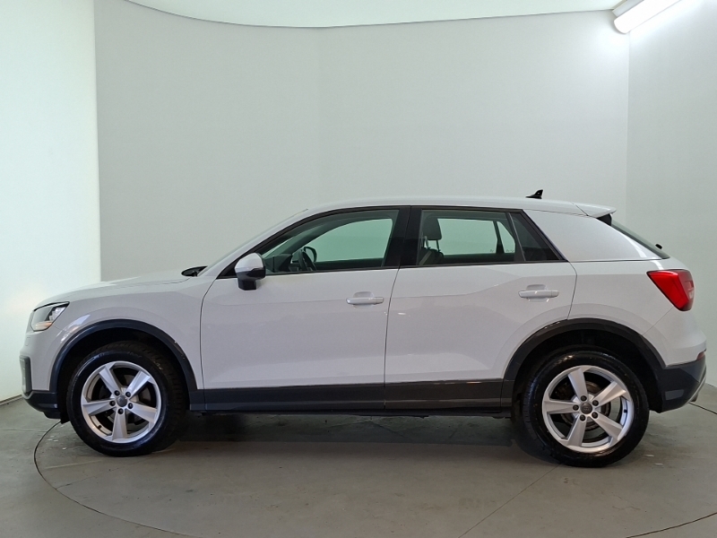 Audi Q2 30 Tdi Sport White #4