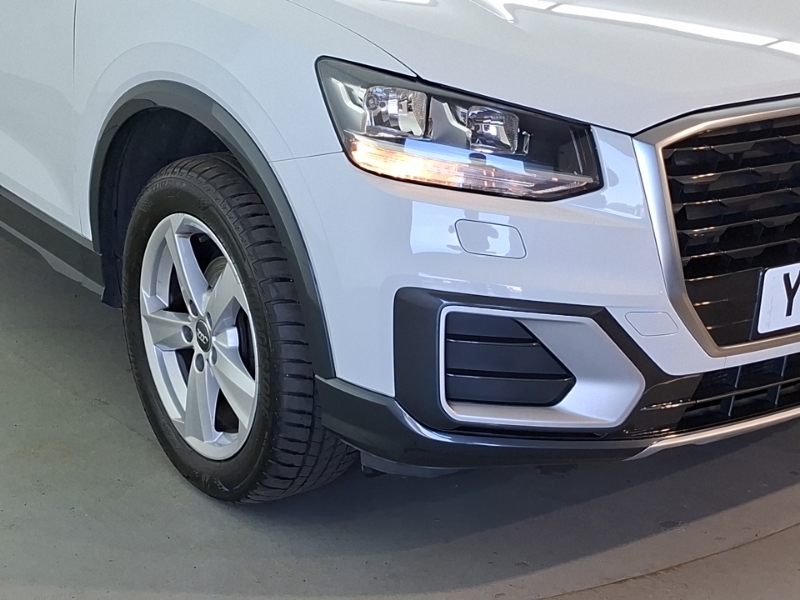 Audi Q2 Technik Grey #20