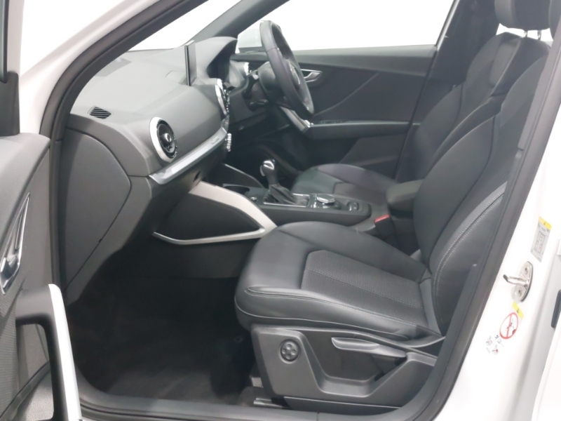 Audi Q2 35 Tfsi S Line S Tronic White #5