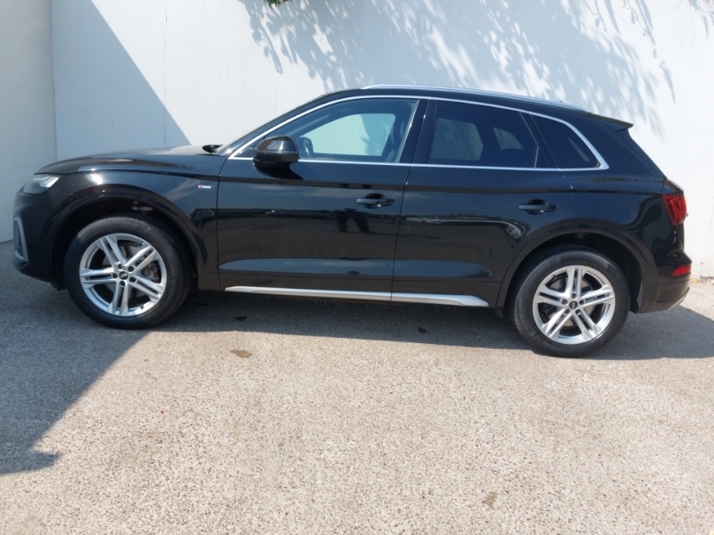 Audi Q5 40 Tdi Quattro S Line S Tronic Black #4