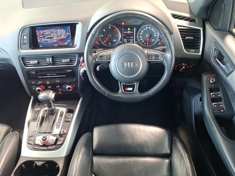 Audi Q5  Silver #8