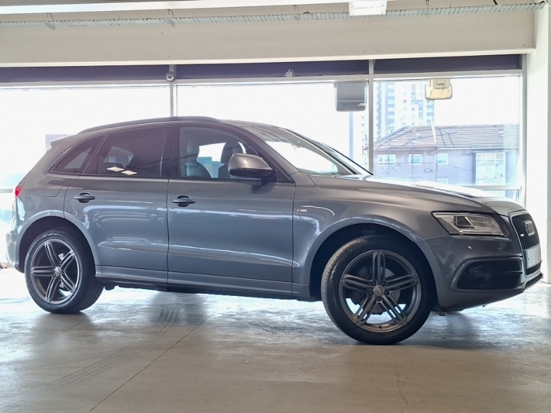 Audi Q5  Silver #7
