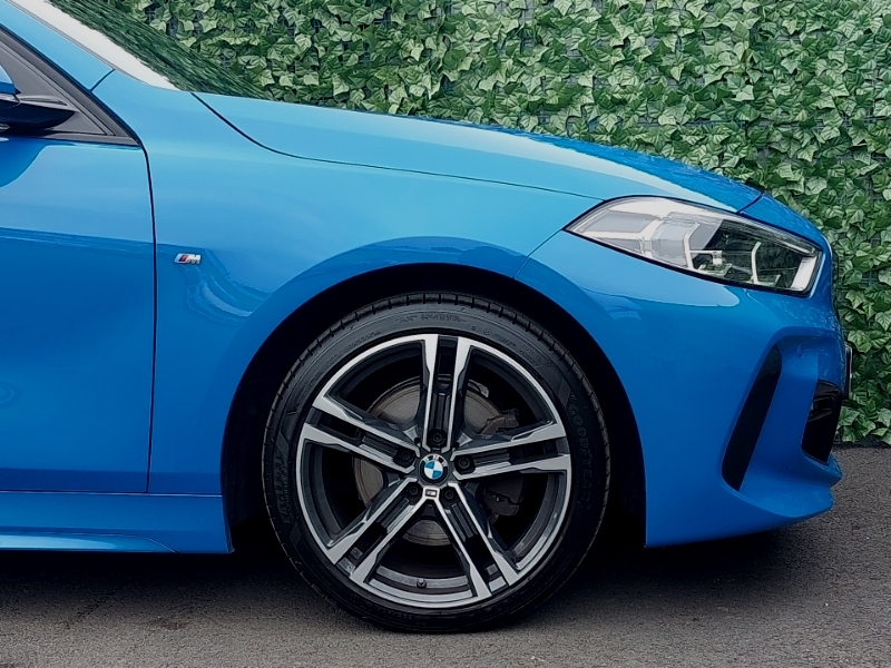 BMW 1 Series 2L Null Black #14