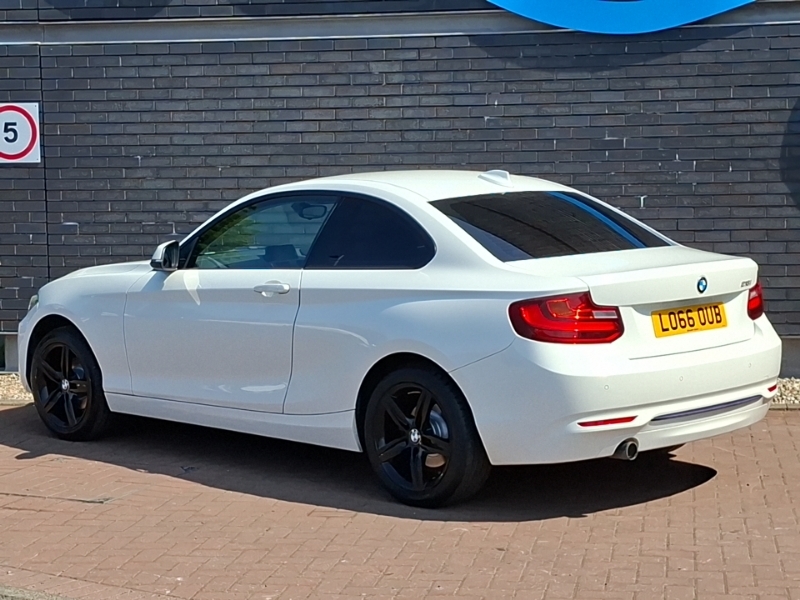 BMW 2 Series 218I Sport Nav White #2