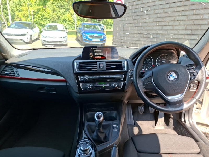 BMW 2 Series 218I Sport Nav White #3