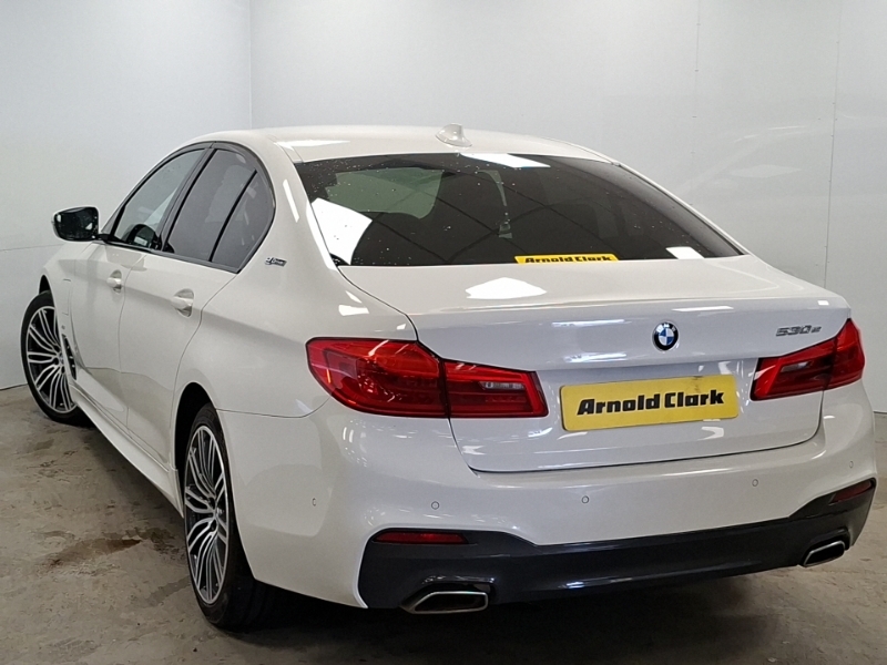 BMW 5 Series 530E M Sport White #2