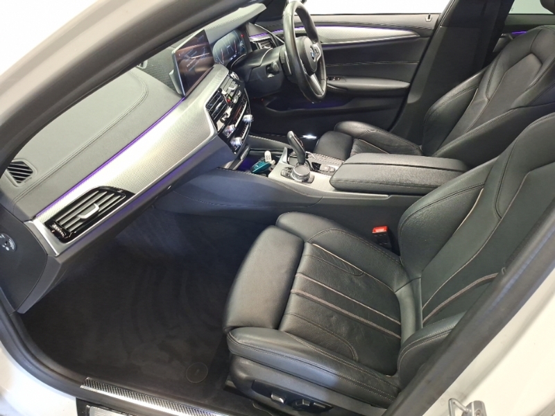 BMW 5 Series 530E M Sport White #5