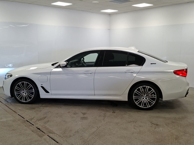 BMW 5 Series 530E M Sport White #4