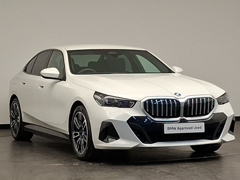 BMW 5 Series 530E M Sport White
