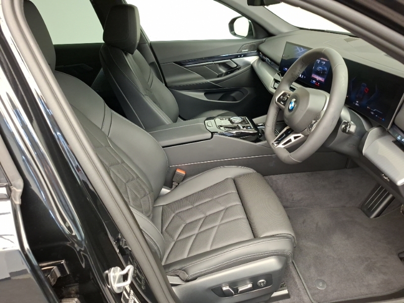 BMW 5 Series 520I M Sport Black #6