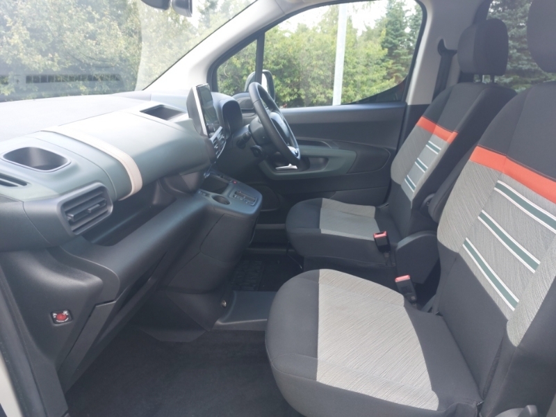 Citroen e-Berlingo 100Kw Flair Xtr XL 50Kwh 7 Seat Beige #5