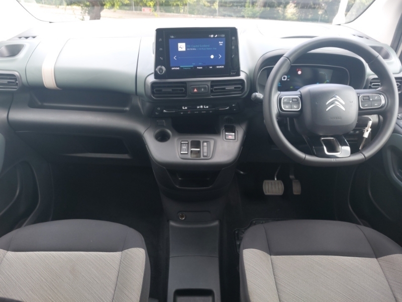Citroen e-Berlingo 100Kw Flair Xtr XL 50Kwh 7 Seat Beige #3