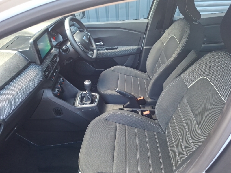 Dacia Sandero 1.0 Tce Comfort SH22YPY White #5