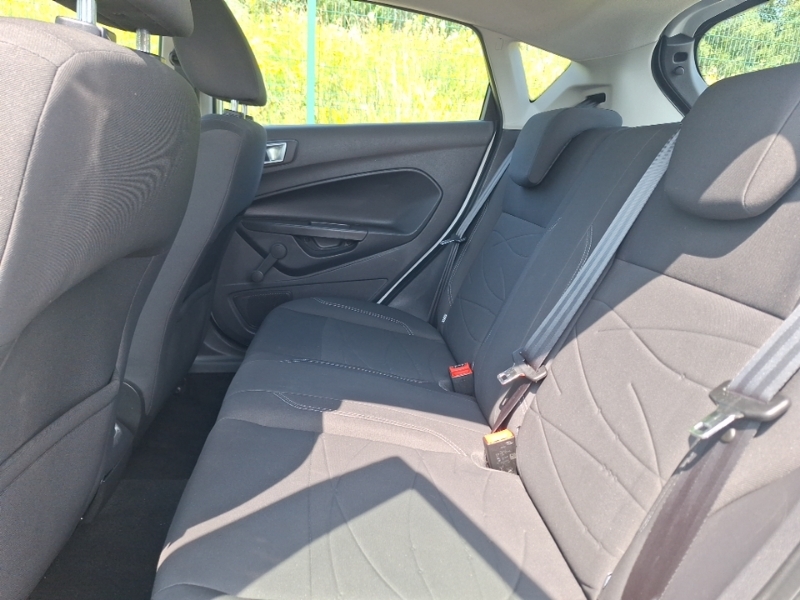 Ford Fiesta 1.6 105Ps Titanium Hatchback Black #6