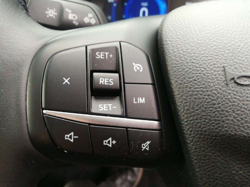 Ford Kuga Hatchback Silver #10
