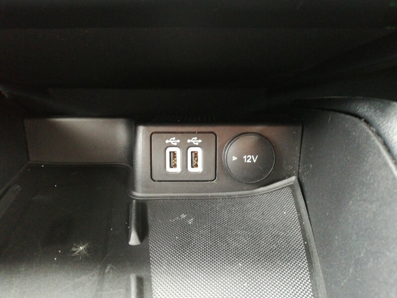 Ford Kuga Hatchback Silver #13