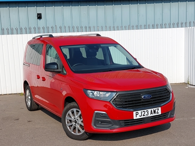 Ford Tourneo Connect 2.0 Ecoblue Titanium Red