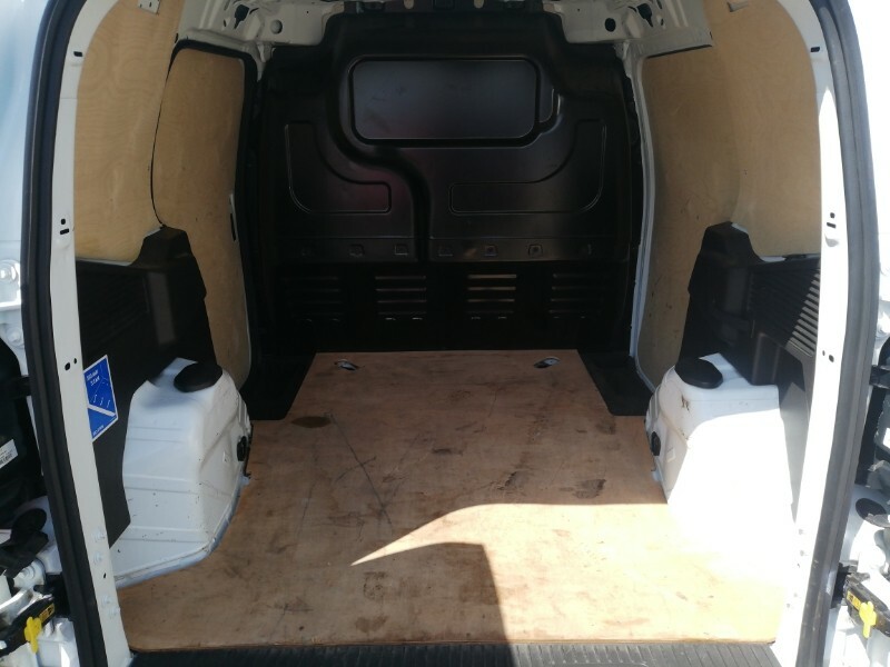 Ford Transit Courier Mpv Grey #8