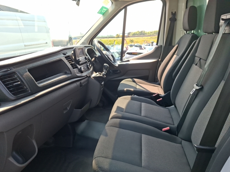 Ford Transit Custom 2.0 Ecoblue 130Ps Chassis Cab SF23VRC White #5