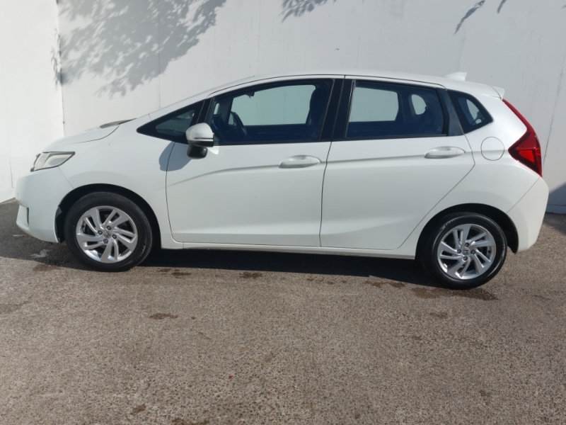 Honda Jazz 1.3 Se Cvt White #4