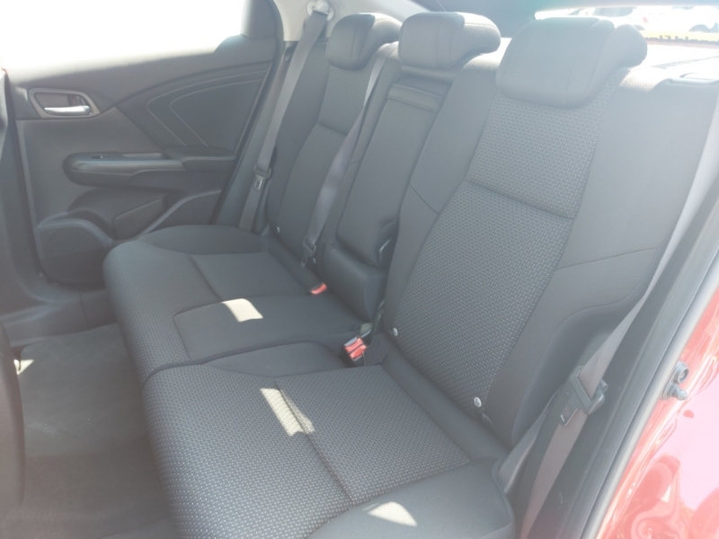 Honda Civic 1.8 I-vtec Se Plus Nav Red #6