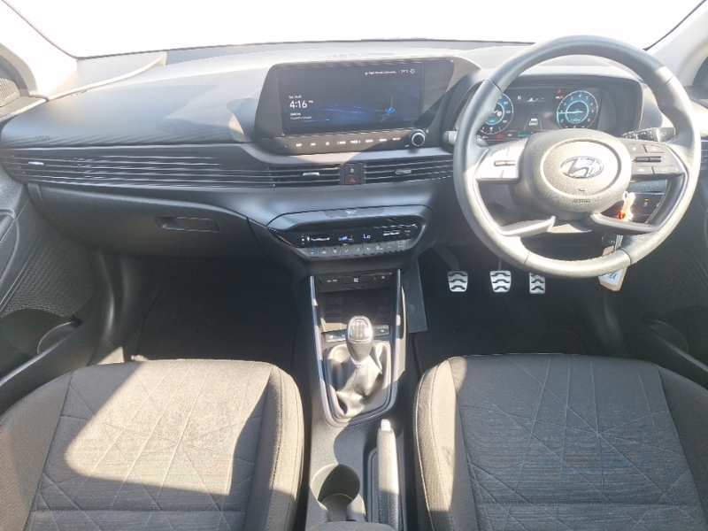 Hyundai Bayon 1.0 Tgdi 48V Mhev Premium White #3