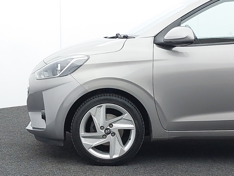 Hyundai I10 Premium Silver #19