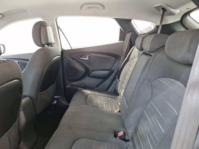 Hyundai Ix35 1.7 Crdi S 2Wd Silver #6