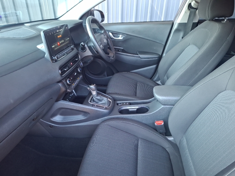 Hyundai Kona 1.6 Gdi Hybrid Premium Dct SL23XGW Black #5