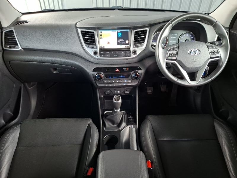 Hyundai Tucson 1.7 Crdi Blue Drive Premium 2Wd Grey #3