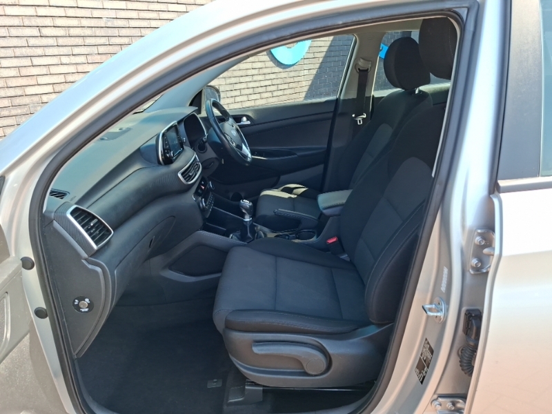 Hyundai Tucson 1.6 Gdi S Connect 2Wd Silver #5