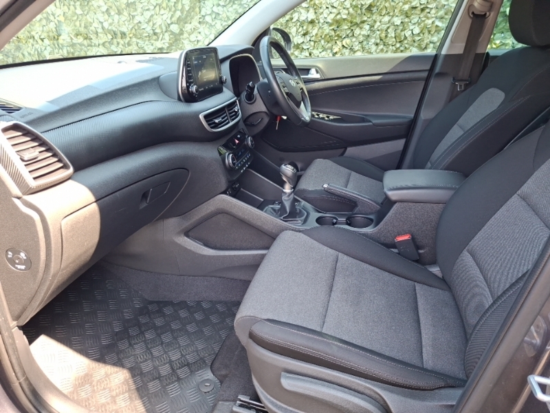 Hyundai Tucson 1.6 Gdi Se Nav 2Wd Grey #5