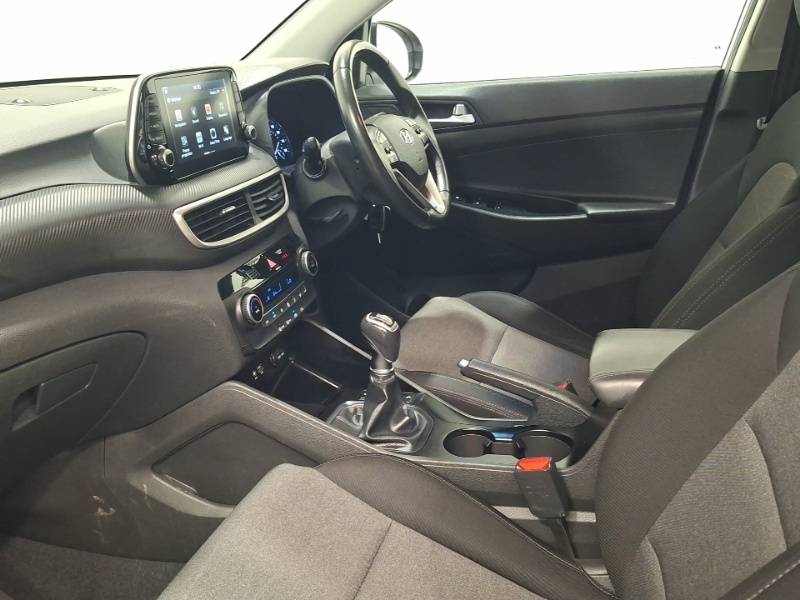 Hyundai Tucson 1.6 Gdi Se Nav 2Wd EG68YOC White #5