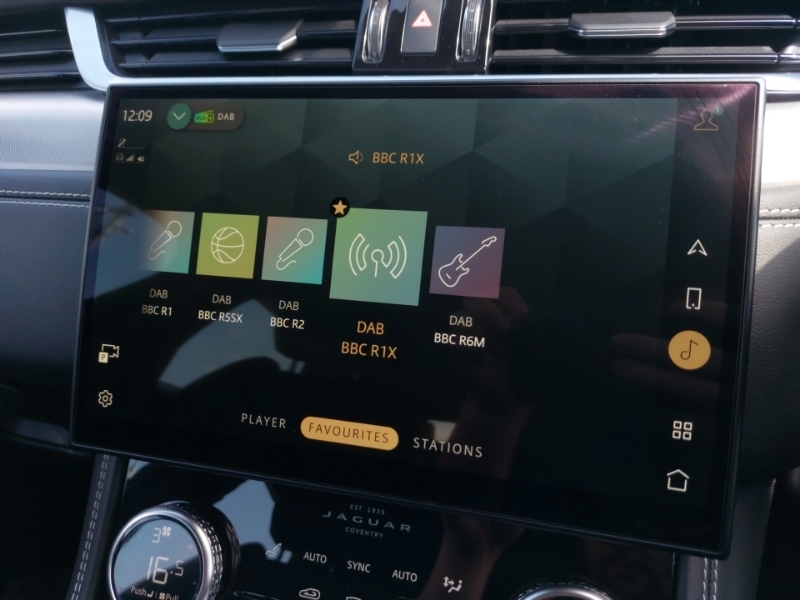 Jaguar E-Pace 2.0 D200 R-dynamic Hse Estate  #11