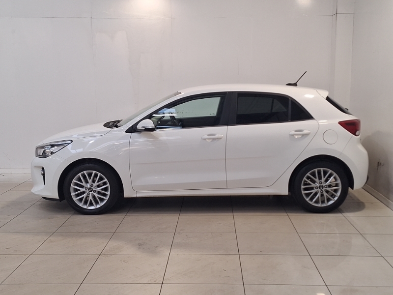 Kia RIO 1.0 T Gdi 3 White #4