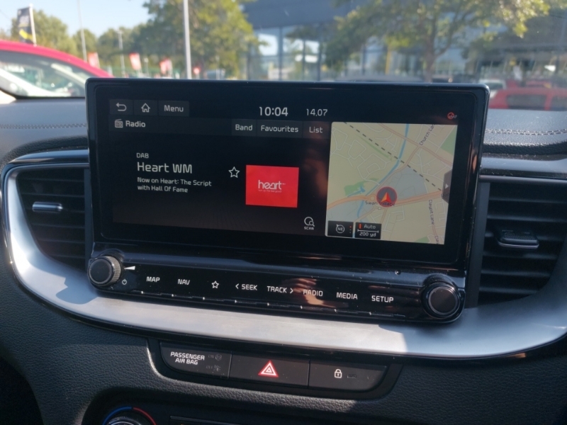 Kia Xceed  White #11