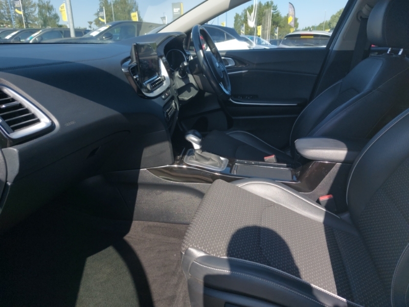 Kia Xceed 1.4T Gdi Isg 3 Dct White #5