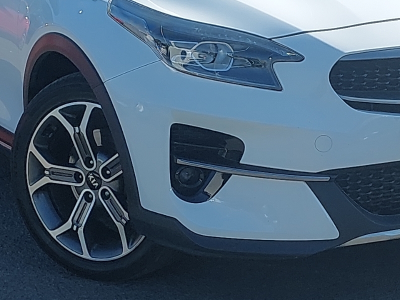 Kia Xceed  White #20