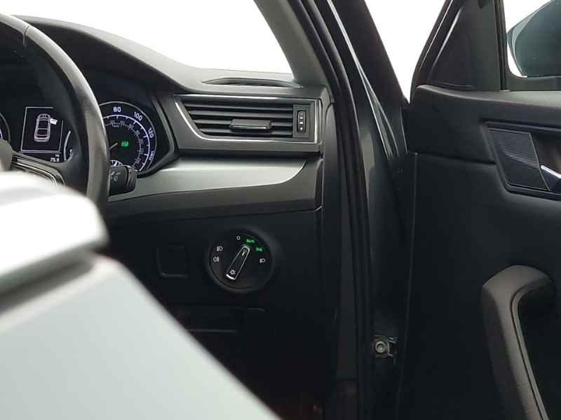 Skoda Superb Hatchback Black #17