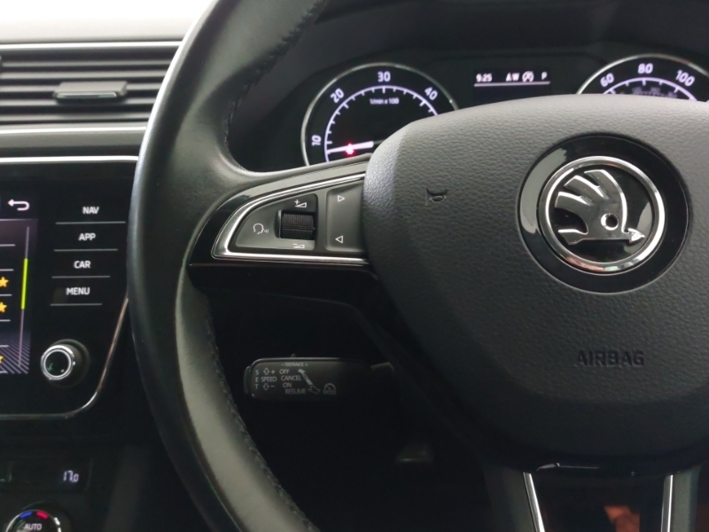 Skoda Superb Hatchback Black #12