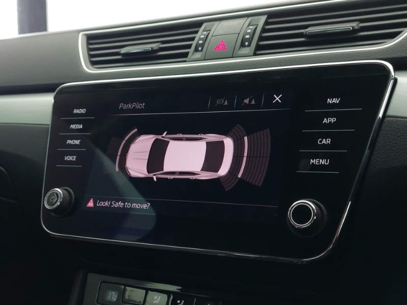 Skoda Superb Hatchback Black #9