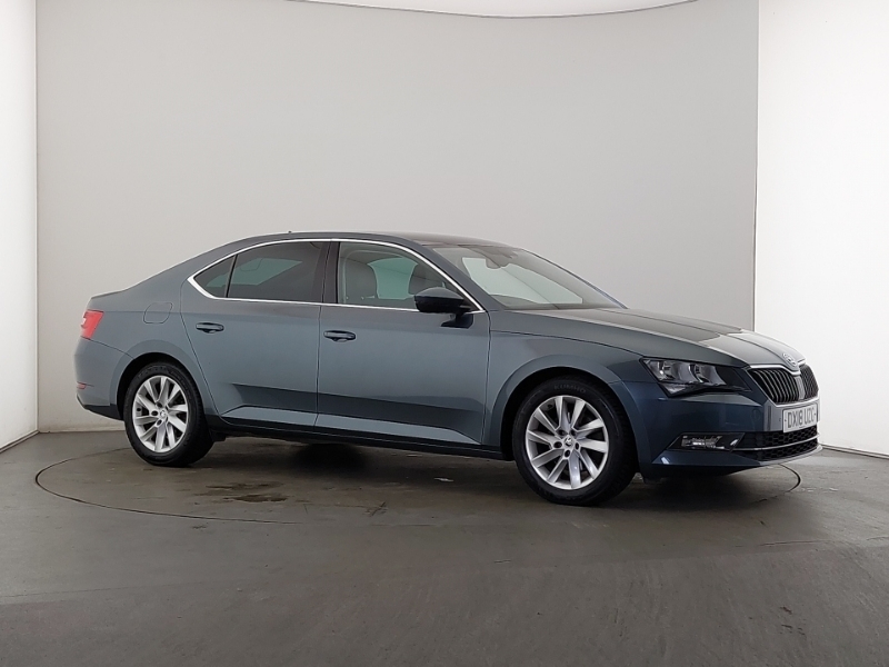 Skoda Superb Hatchback Black #7