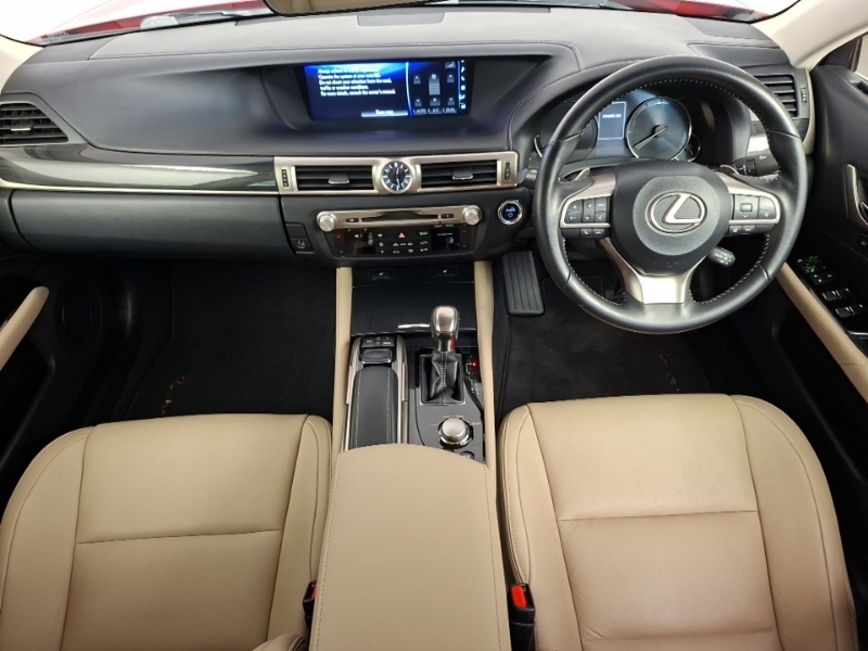 Lexus GS 300H 2.5 Executive Edition Cvt Red #4
