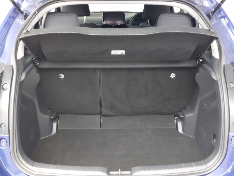 Mazda 2 Exclusive-line Red #8