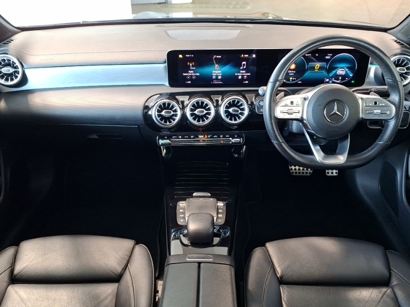 Mercedes-Benz CLA Class Cla 180 Amg Line Premium Plus Tip Blue #3